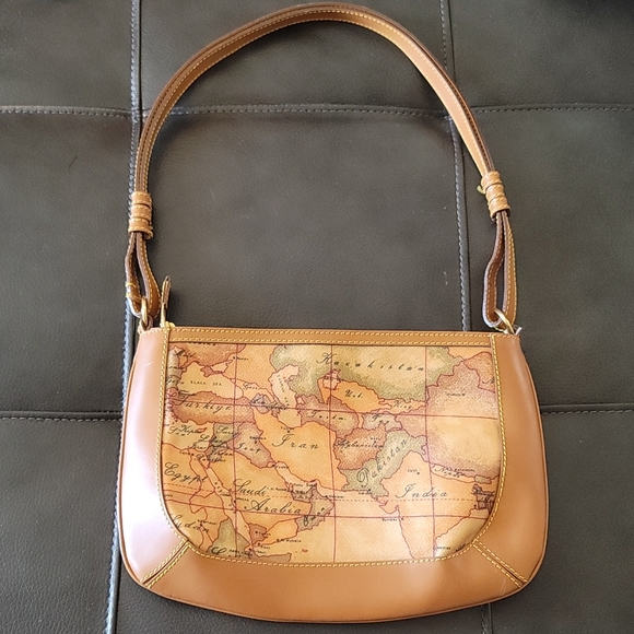 New Alviero Martini World Map Geo Classic Shoulder